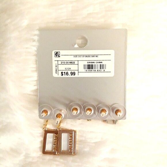 SUGAR FIX "STRAIGHT TO TAPE HIT THOSE NOTES" STATEMENT EARRING SET (Nickel Free) - Picture 3 of 6